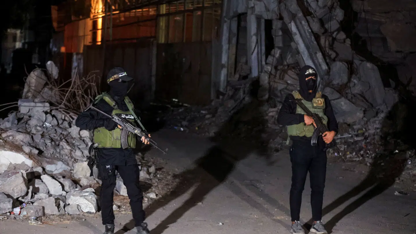 Bevæbnede Hamas-folk.