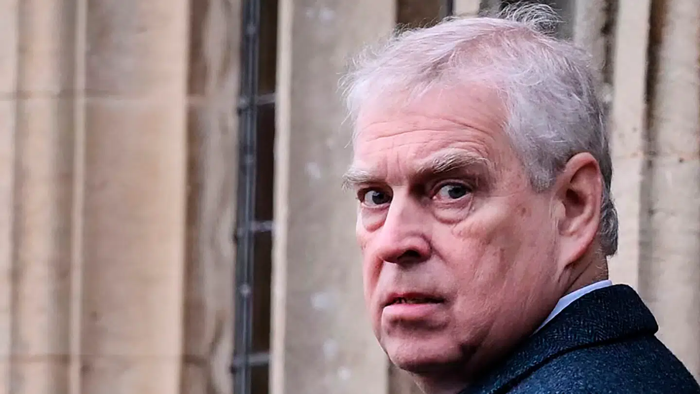 Amerikansk pres stiger for at få Andrew Windsor til USA i forbindelse med vidneforklaring i Epsteinsagen.