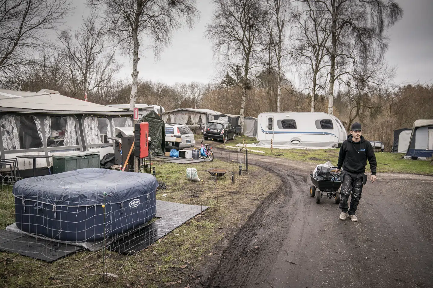 Corona Camping, der ligger i Borup i Køge Kommune, har siden 2017 ligget i strid med kommunen, fordi der trods flere påbud er helårsbeboelse på pladsen. Lørdag 1. november skulle pladsen endnu en gang være ryddet, men de 80 fastliggere nægter at flytte. (Arkivfoto).