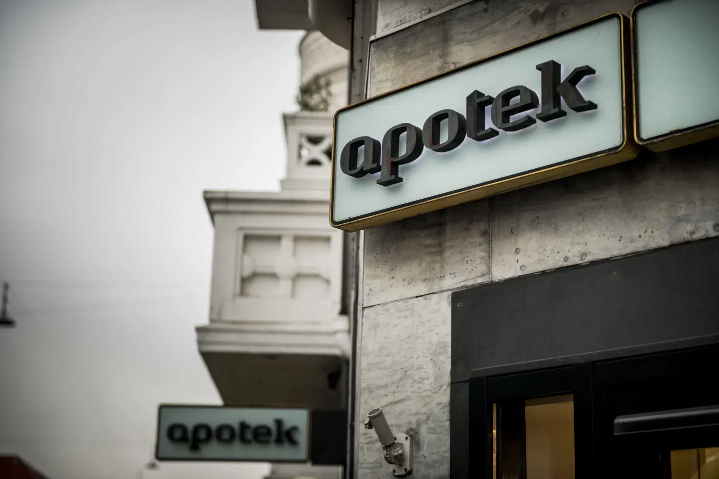 I Norge opfordrer Apotekerforeningen i samarbejde med Antibiotikacenteret i primærmedicin folk til at indlevere deres ubrugte medicin på landets apoteker, for at modvirke risikoen for resistens. (Arkivfoto).