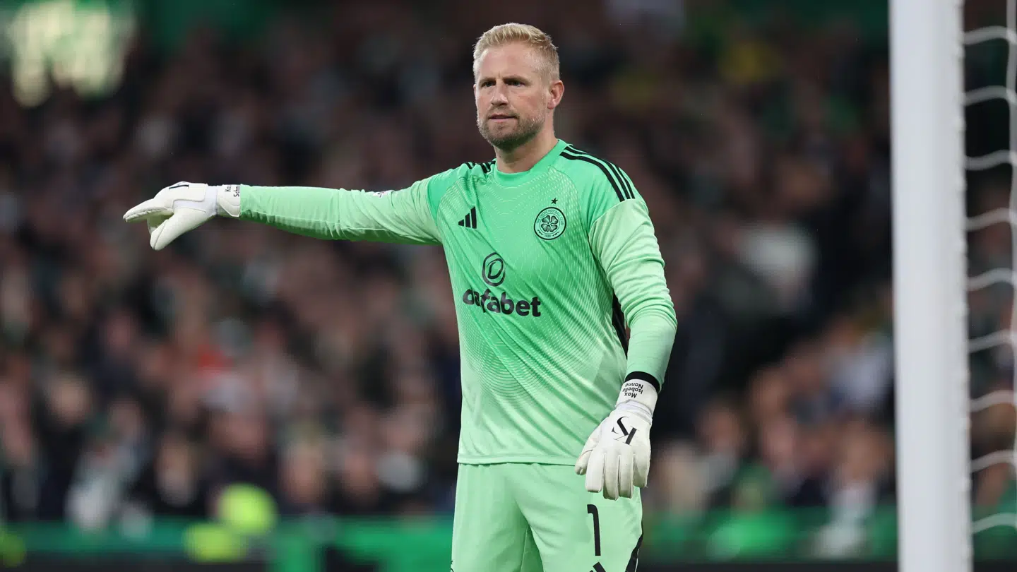 Kasper Schmeichel i aktion for Celtic.
