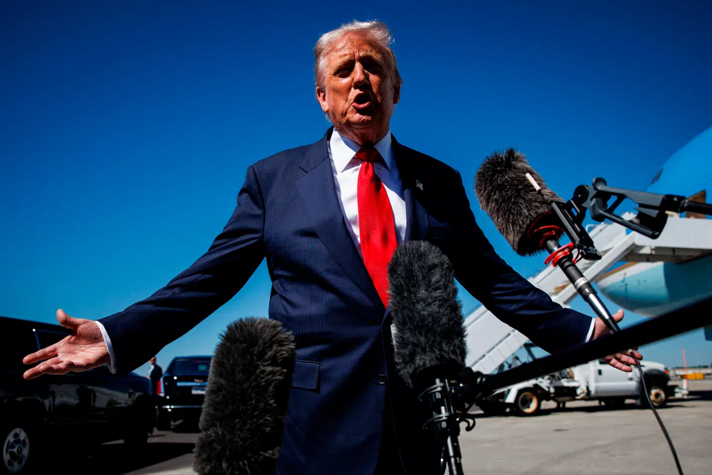 Den amerikanske præsident, Donald Trump, har to gange siddet i Det Hvide Hus. Første gang var fra 2017 til 2021. Han blev i januar indsat til sin anden præsidentperiode.