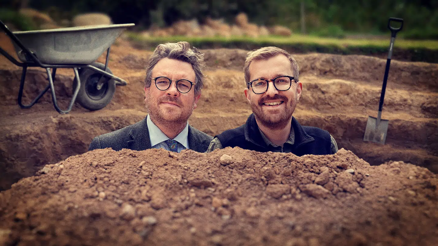 Frederik og Rasmus i hullet.