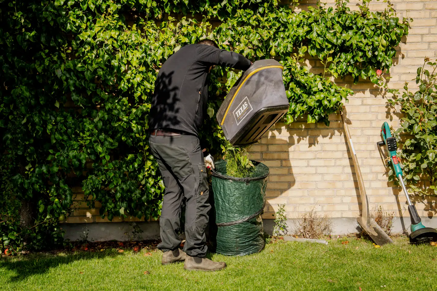 Fradraget er især populært at bruge på have- og rengøringsarbejde.