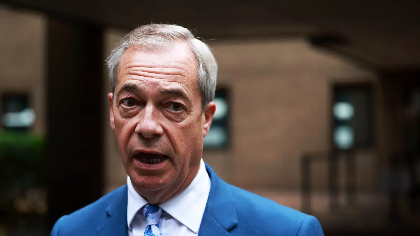 Det seneste halvandet år har det indvandrerkritiske parti, Reform UK, haft hård vind i sejlende i de britiske meningsmålinger.