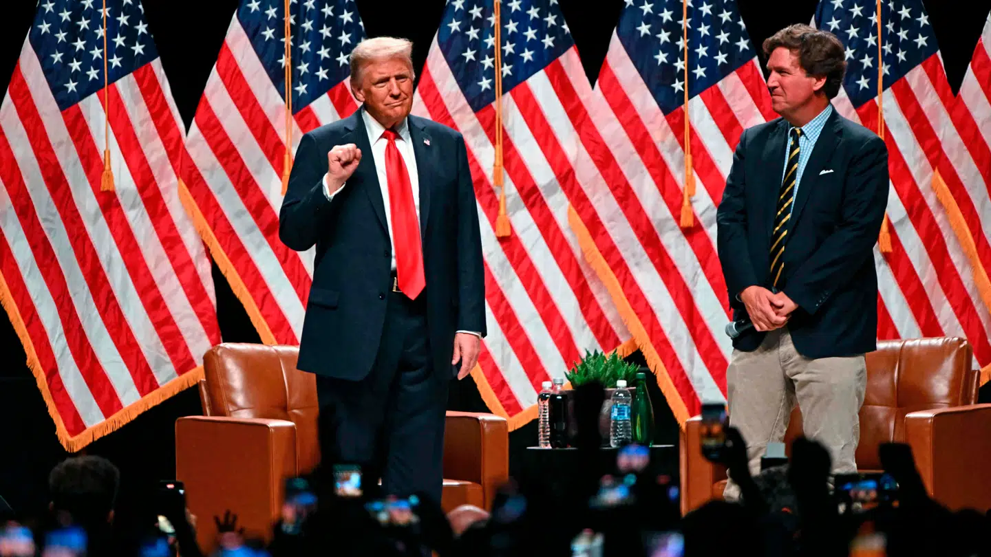 Tucker Carlson er en god bekendt af Donald Trump.