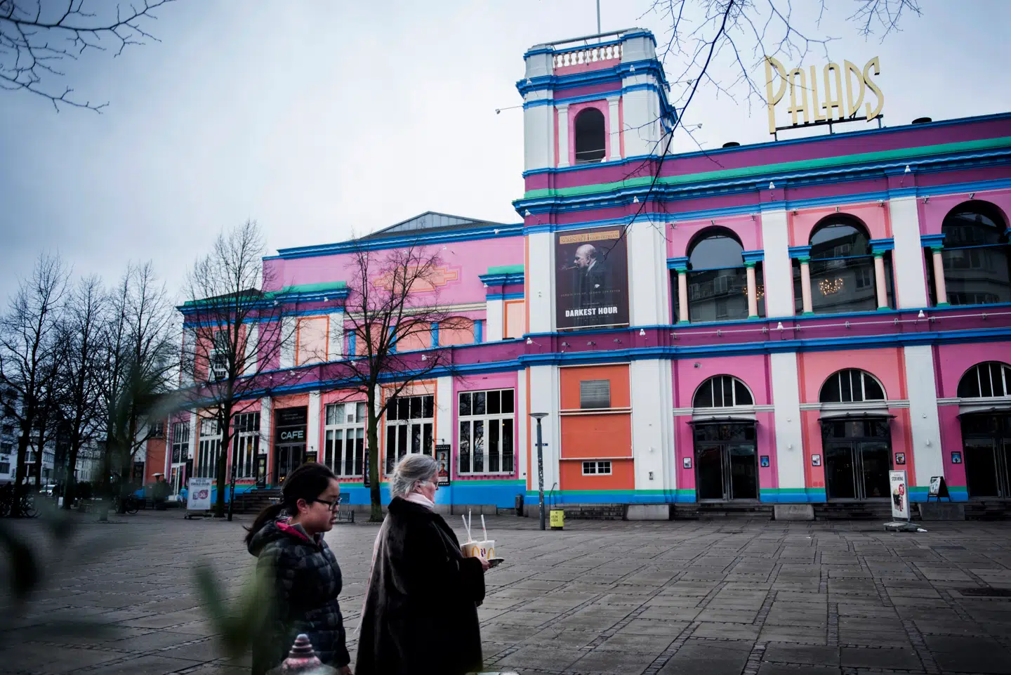 Gruppen råber »bevar Palads« uden nogen form for valid juridisk validitet. De er stålsatte i deres ønske om, at Palads skal bevares i sin nuværende form og skikkelse, skriver Kim Pedersen, der er konsulent for filmbranchen.