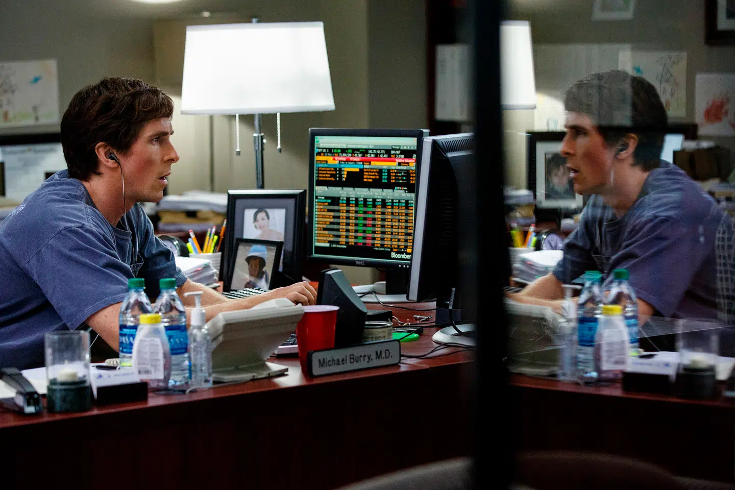 Christian Bale som investoren Michael Burry i filmen, «The Big Short». Investoren er tilbage med en ny pessimistisk forudsigelse, der retter sig mod to store selskaber.