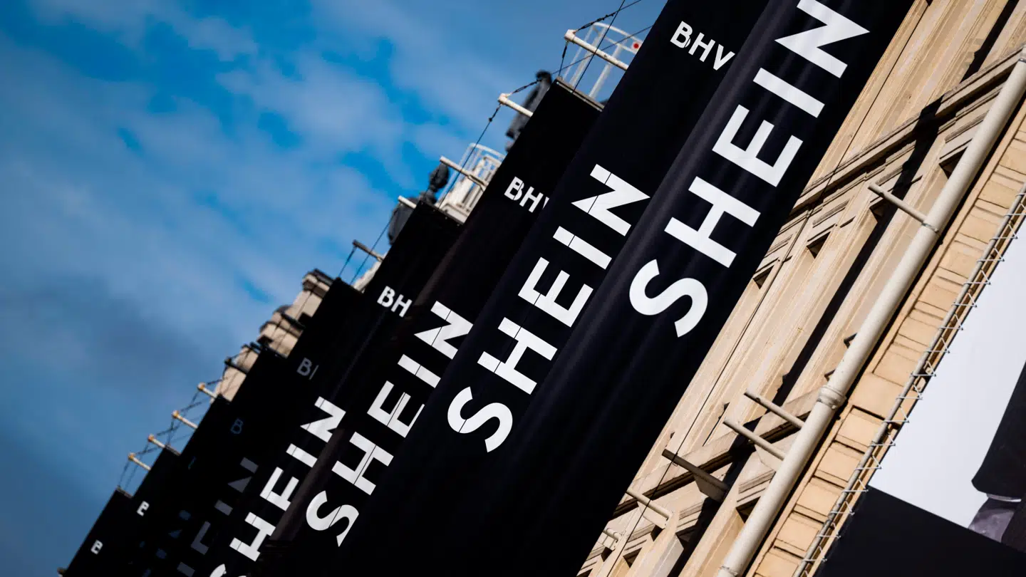 Shein er en webshop, som blev grundlagt i Kina, men nu er rykket til Singapore. Forhandleren siger, at man har bandlyst salget af sexdukker og nu strammer kontrollen.