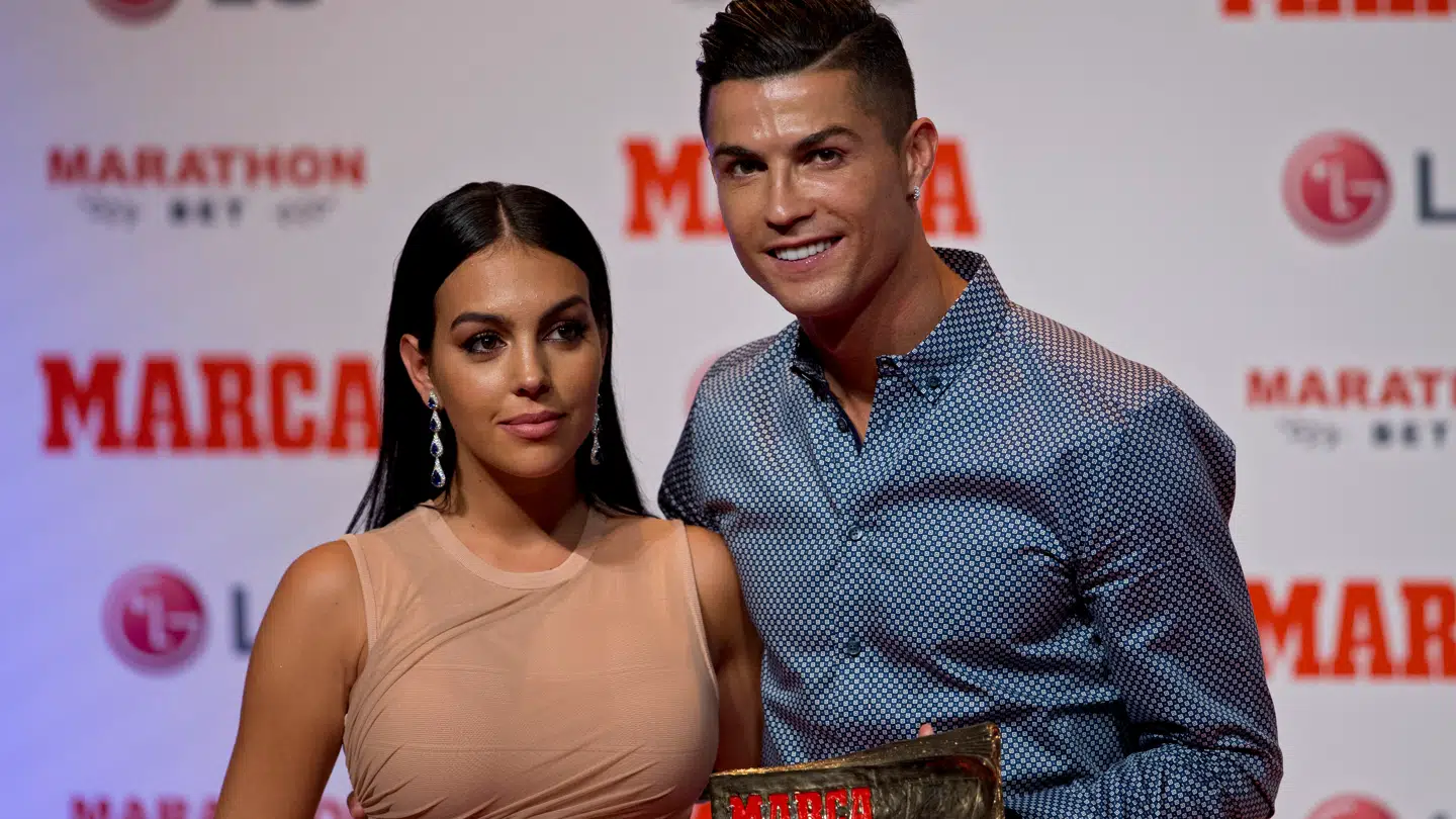Cristiano Ronaldo sammen med sin forlovede, Georgina Rodriguez.