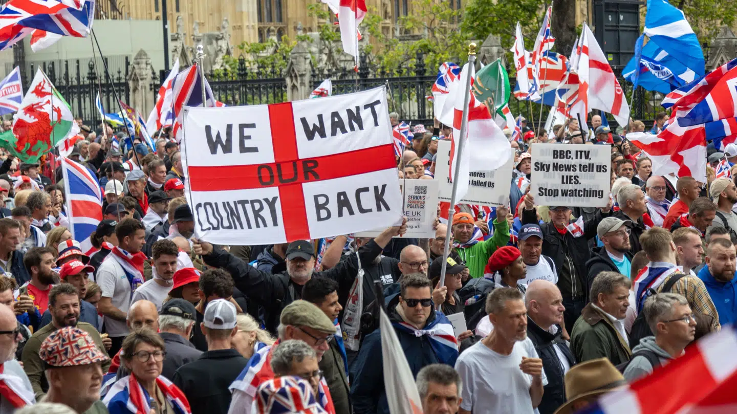 I september måned var London fyldt med Union Jack-flag til en såkaldt 'ytringsfrihedsdemonstration'.