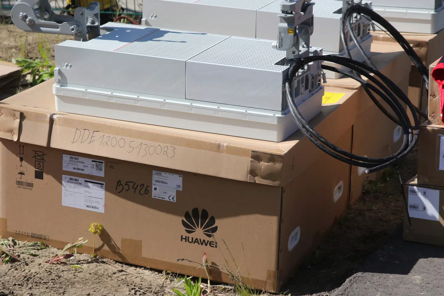 Det er antenneudstyr som dette fra den kinesiske mobilgigant Huawei, som den finske regering ønsker fjernet fra landets mobilnet.