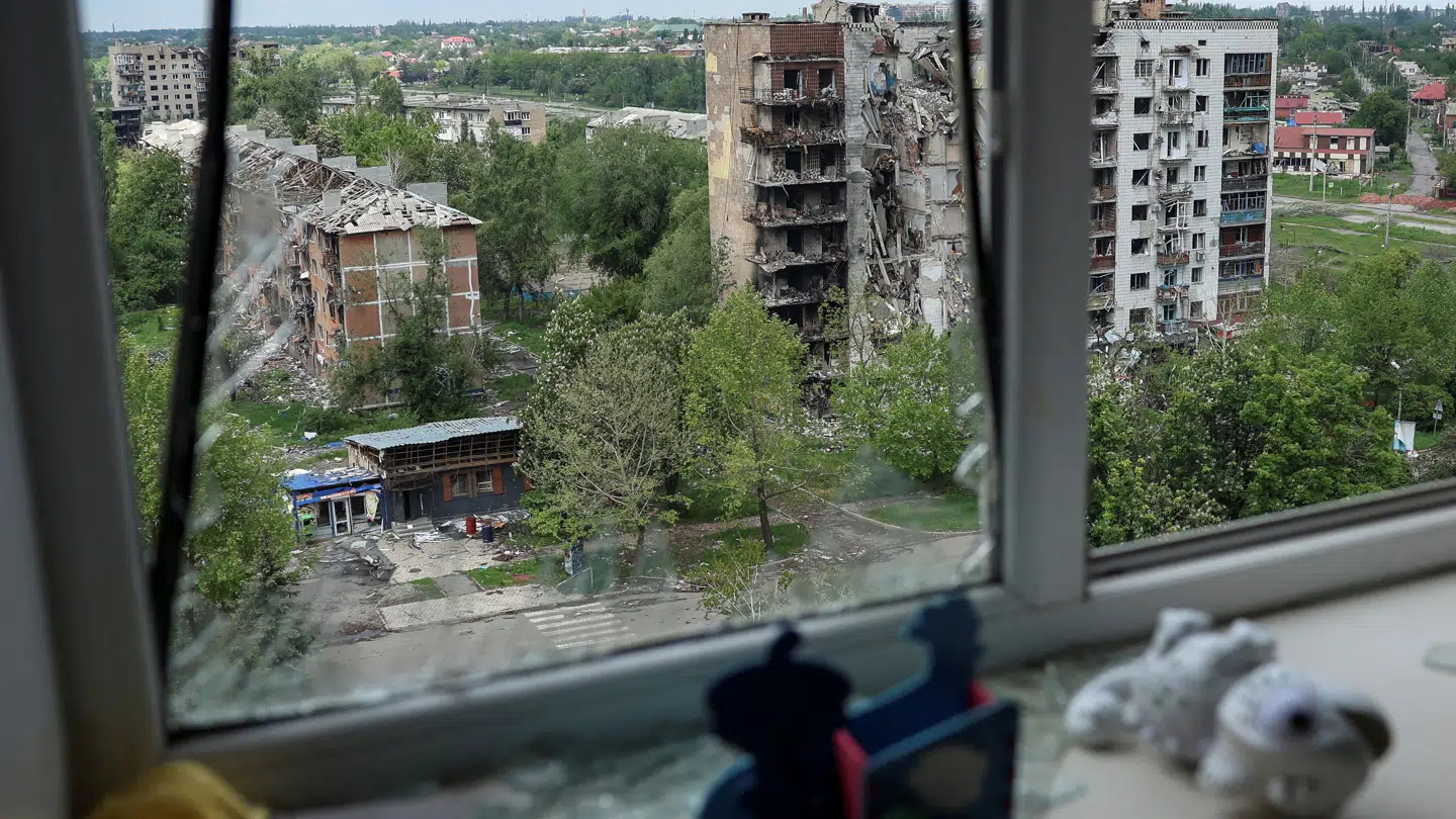 Ifølge Anders Puck Nielsen er store dele Pokrovsk by lagt i ruiner.