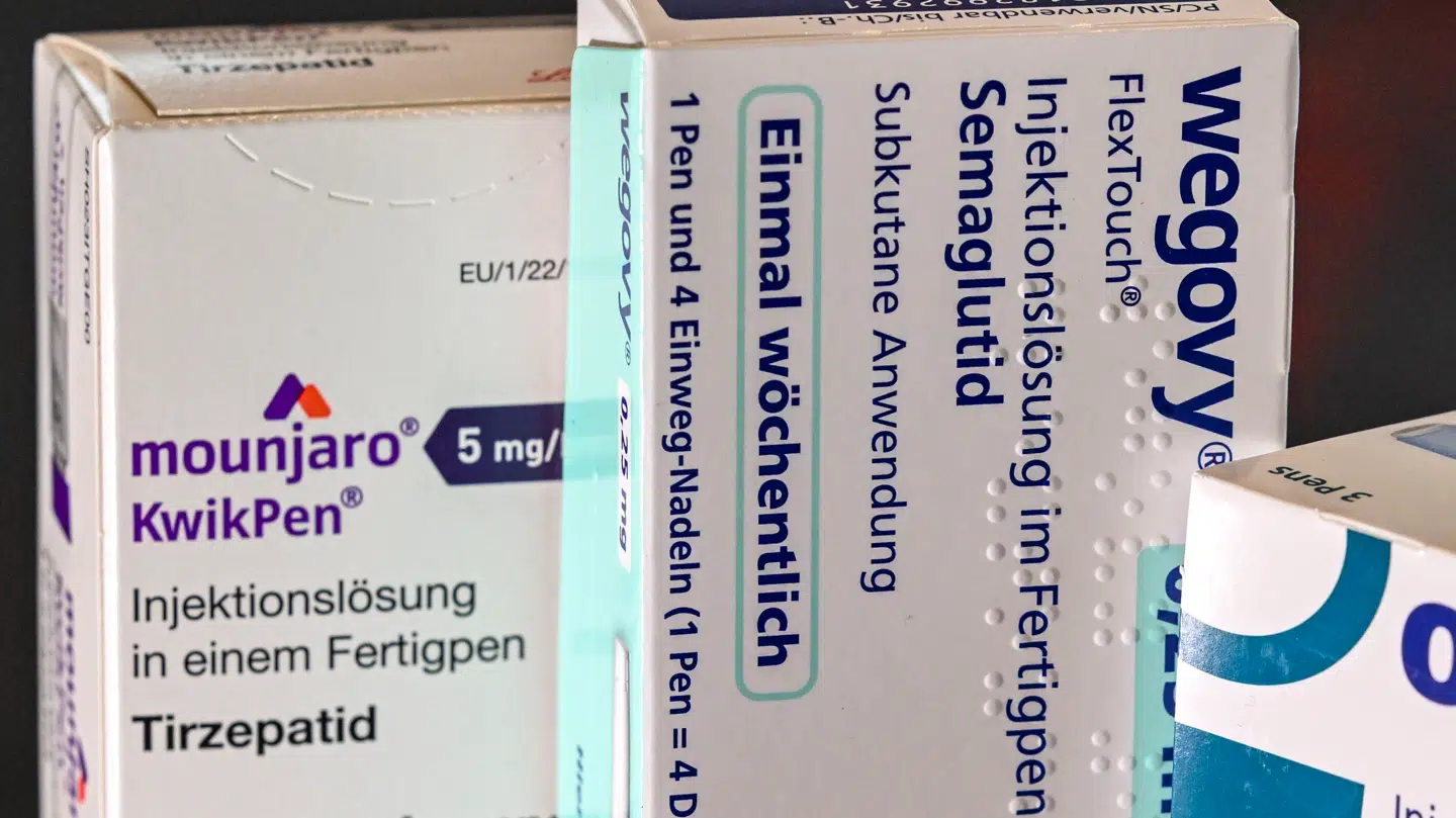 WHO har bedt et uafhængigt forskningsinstitut om at sammenligne vægttabsmedicin som Wegovy og Mounjaro.