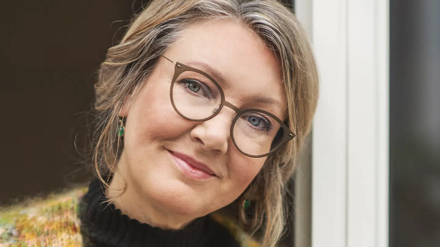 Som psykolog Anne Kirketerp forklarer: "Du skal aldrig tvinge dig selv til at lave noget færdigt, som er for svært eller har en deadline. Det vil have en stressende effekt. Ingen af os mangler en trøje mere. Vi mangler psykologisk trivsel."