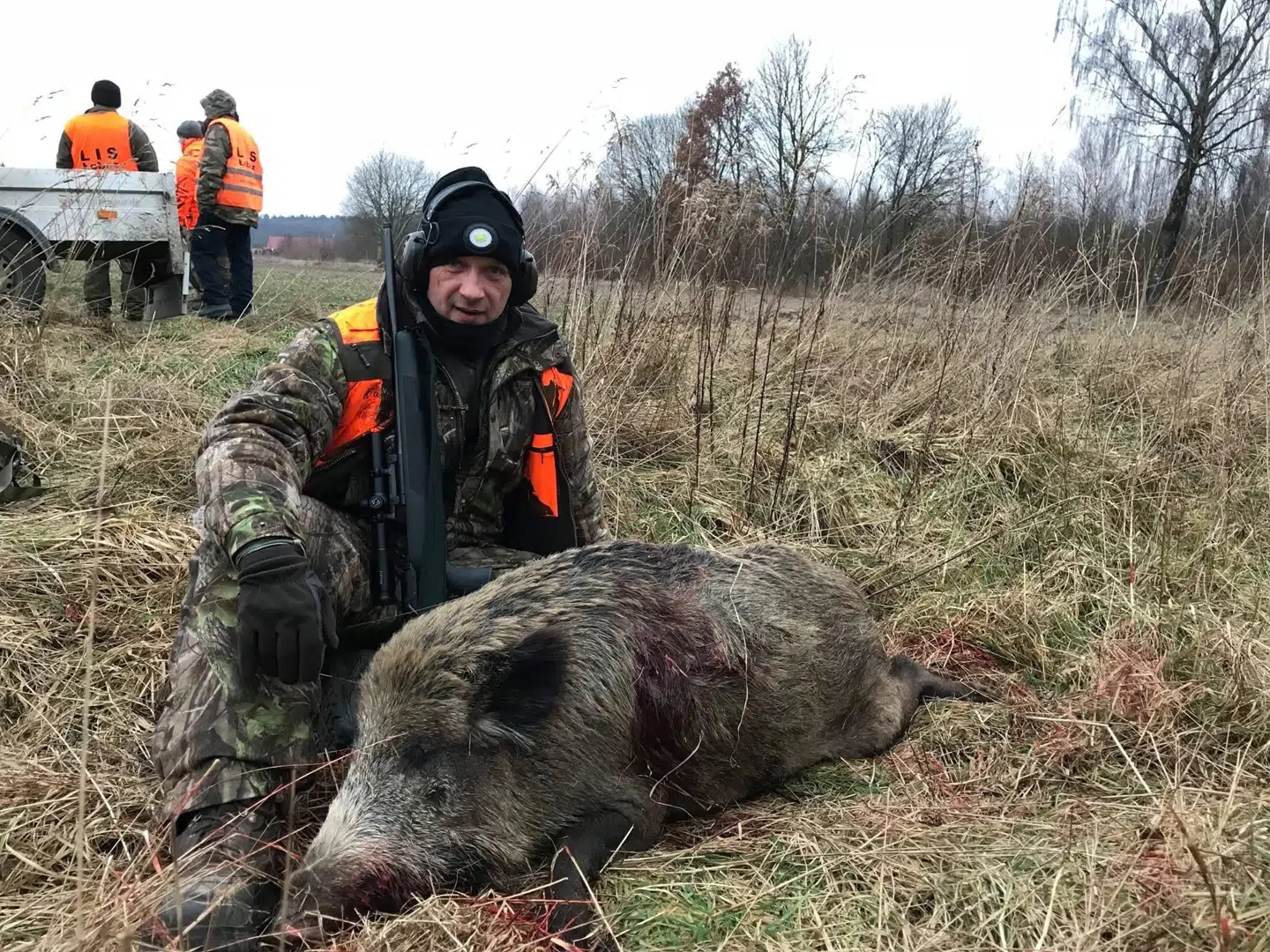 Naja Hofmann havde et nært forhold til sin far Kenneth Hofmann, som nu efterlader sig seks børn og tre børnebørn efter at være blevet dræbt af skud i et svensk skovområde nær byen Kippan. Foto: Privat