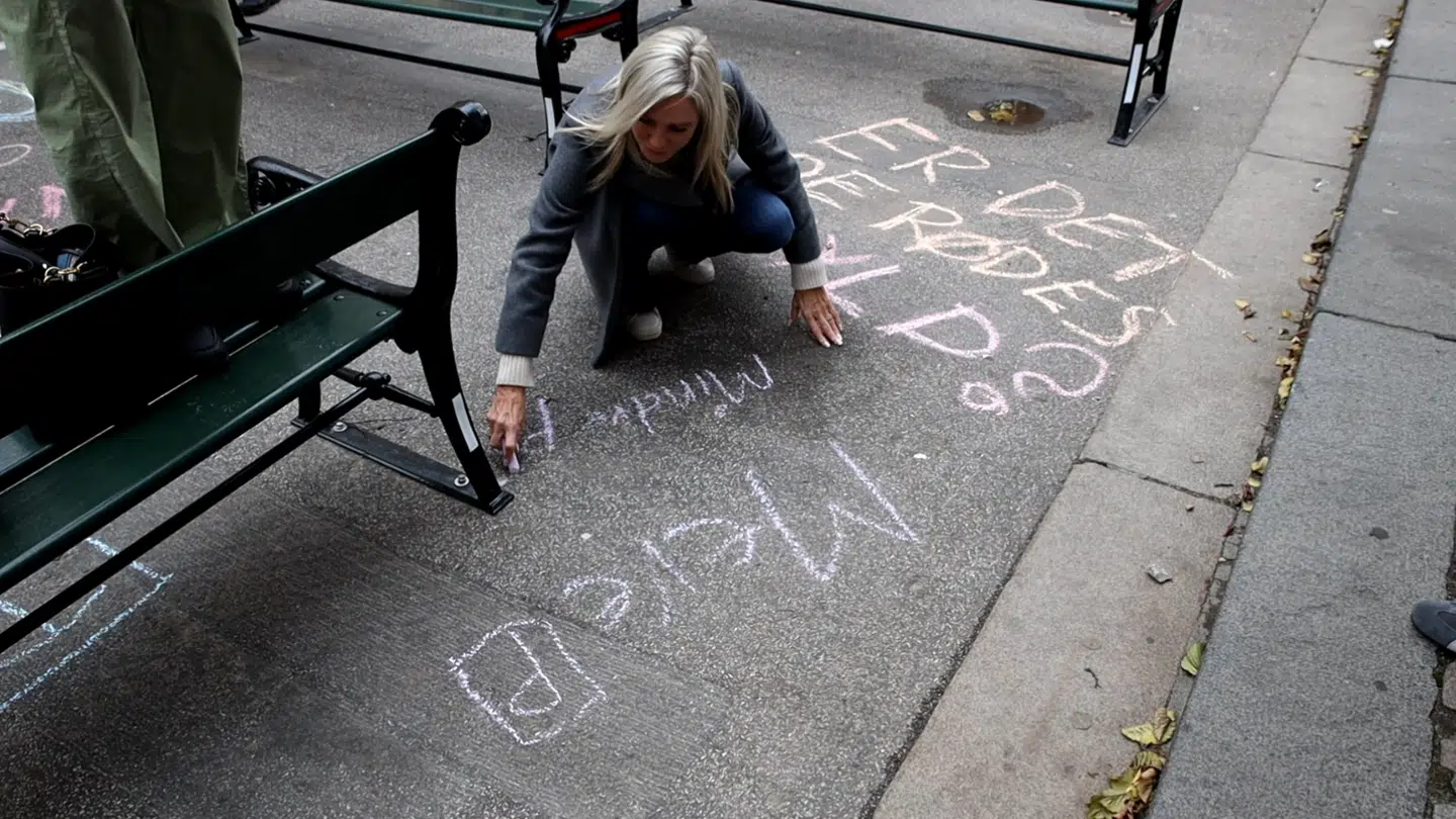 Til 'kridtaktion' skrev Janni 'Mere P, mindre pis'.