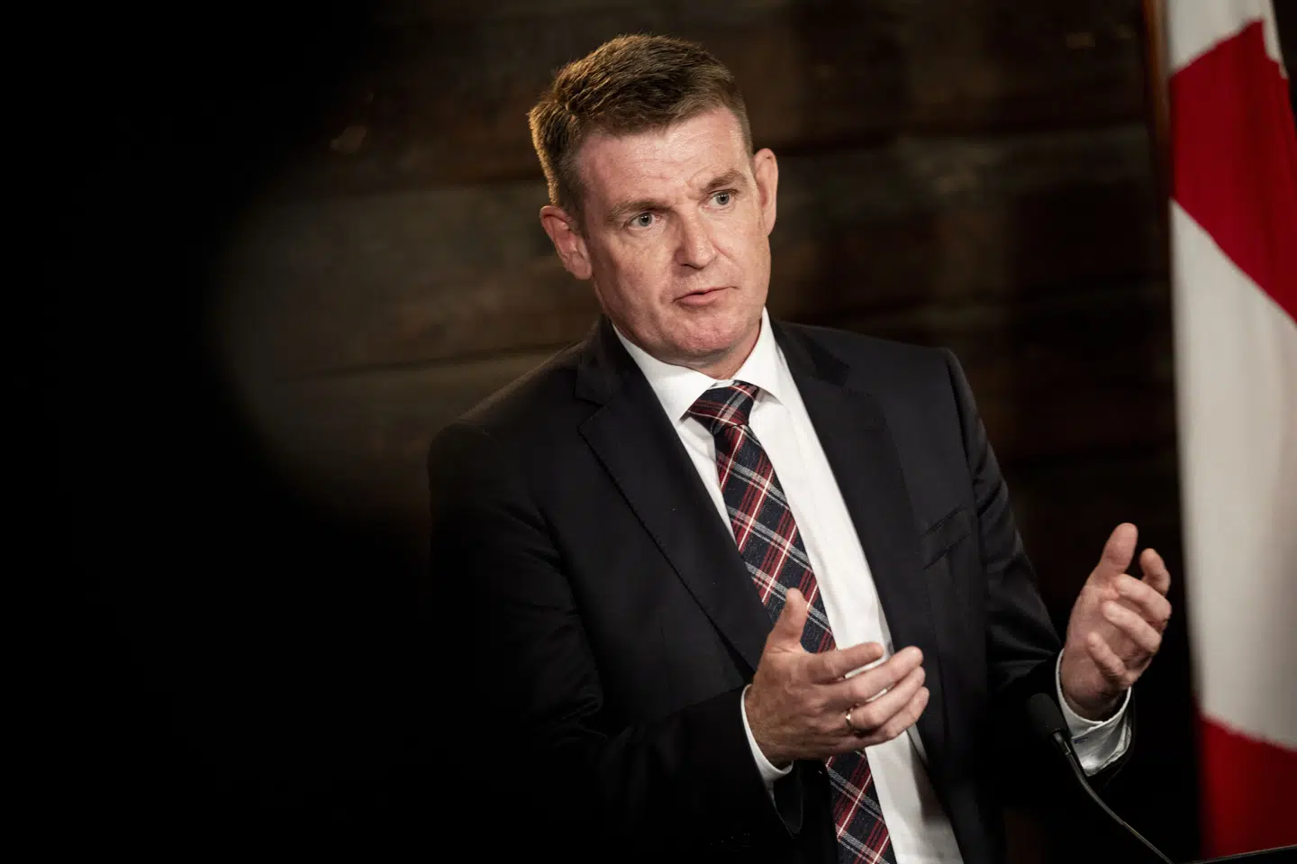 Færøernes lagmand, Aksel V. Johannesen, vil angiveligt følge anbefaling om at nedlægge tre af landets ni ministerier. (Arkivfoto).