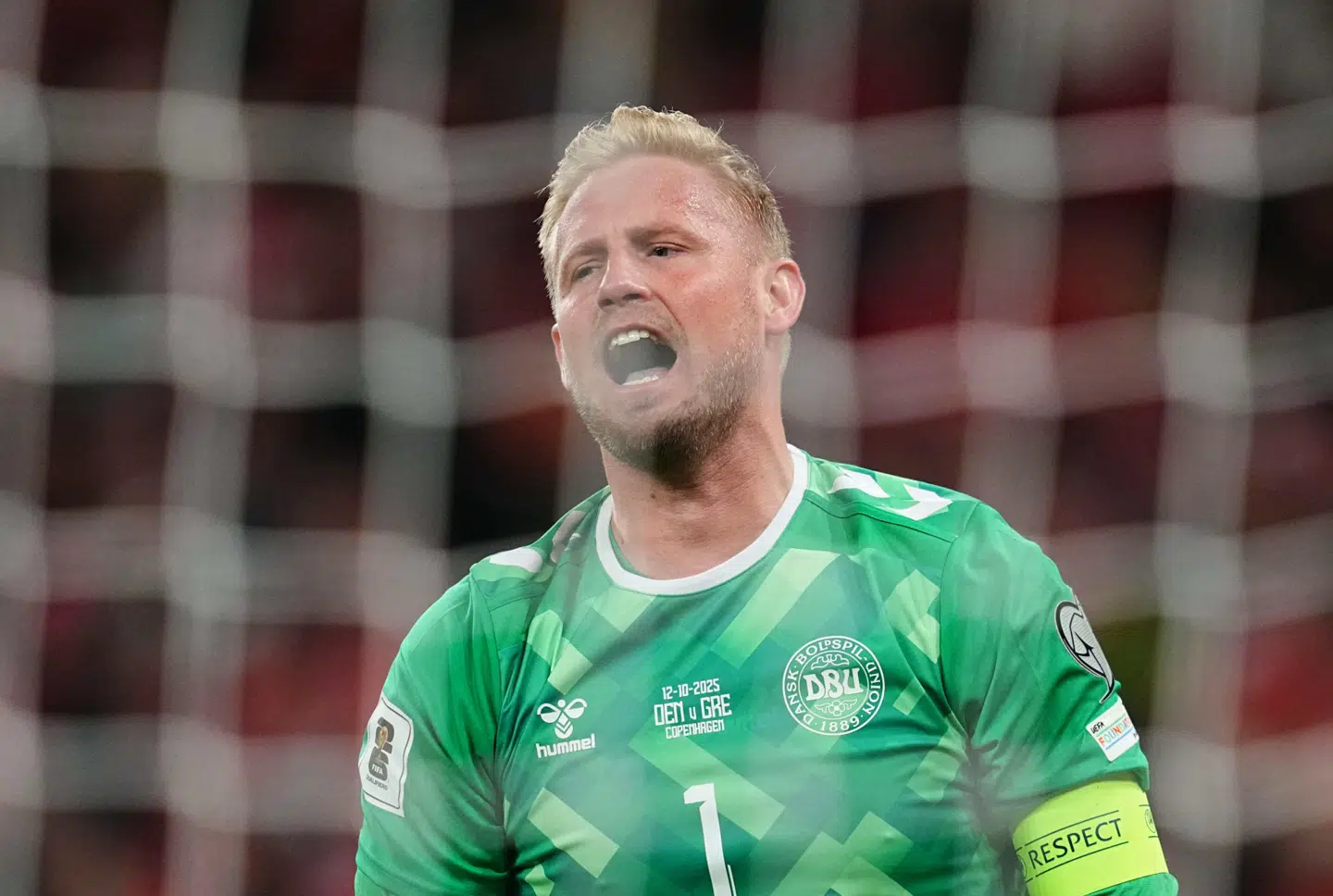 Til daglig spiller den danske landsholdsmålmand Kasper Schmeichel i skotske Celtic FC, og torsdag skal han kommenteres af sin søster, Cecilie Schmeichel, der debuterer i kommentatorboksen for Disney+.