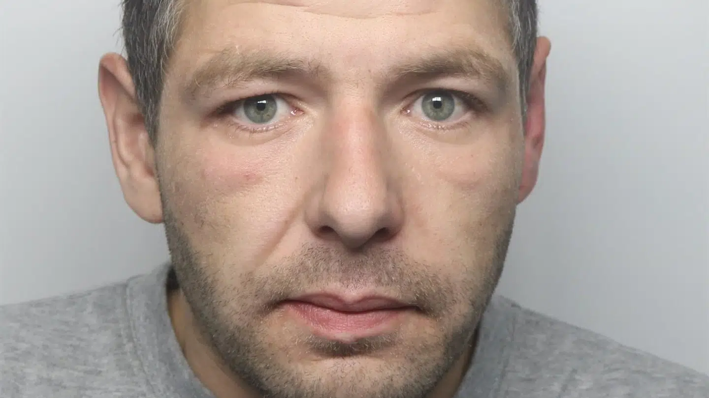 Her ses et billede af Kyle Bewan, der er blevet fundet død i sin fængselscelle.