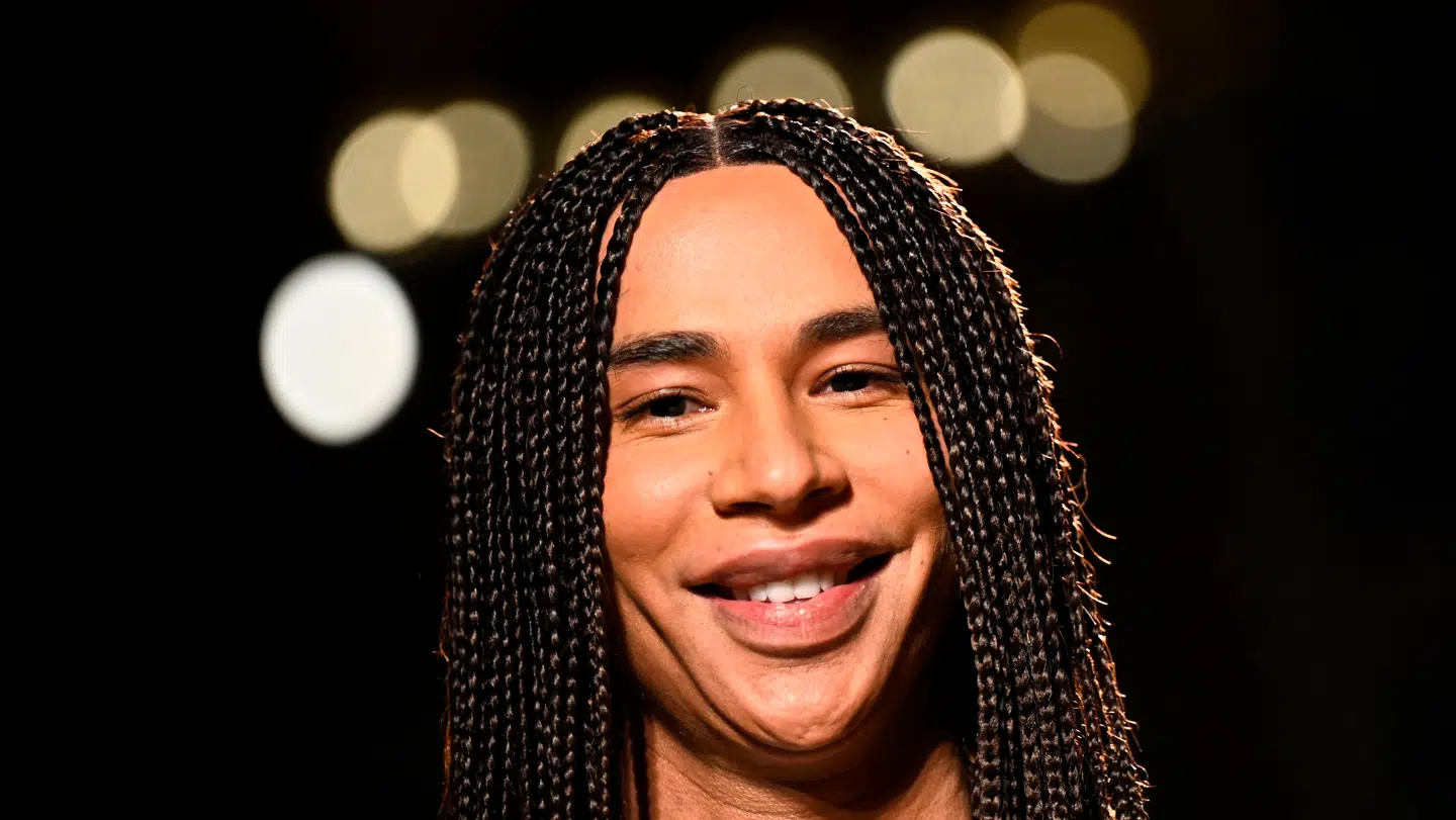 Den franske modeskaber Olivier Rousteing stopper som kreativ direktør for modehuset Balmain.