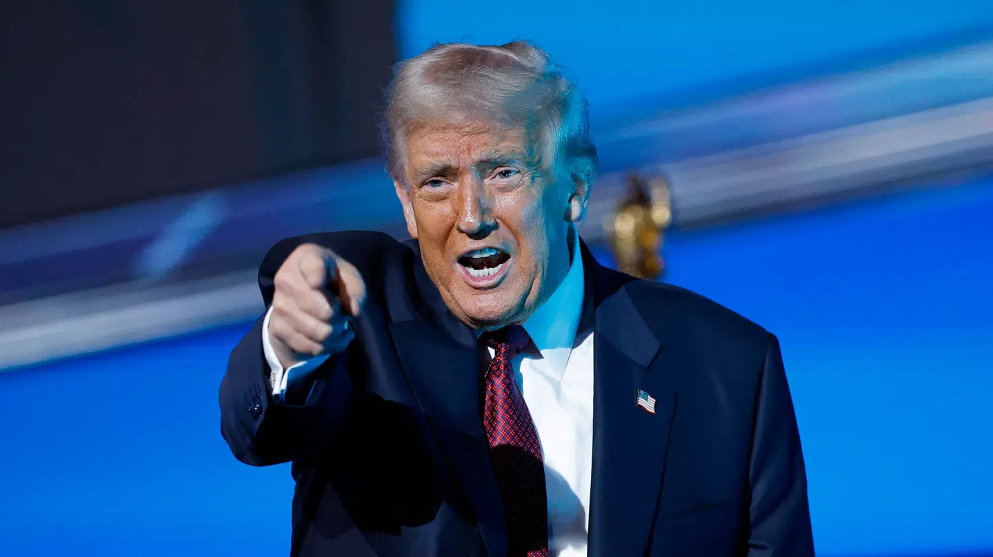 I det angiveligt manipulerede klip opildner Donald Trump til optøjer på Kongressen.