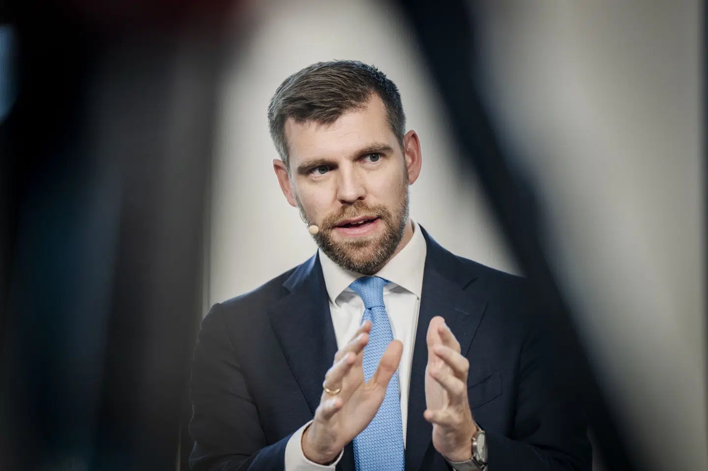 Morten Dahlin, minister for byer og landdistrikter, vil lempe lånereglerne for boligkøbere på landet. (Arkivfoto).