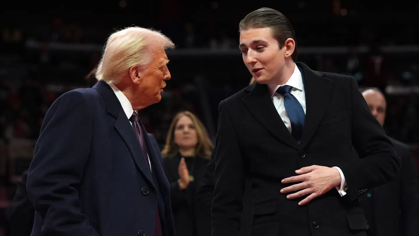 Donald Trump lader i stigende grad til at lytte til sin yngste søn, Barron Trump, når det eksempelvis kommer til, hvor han skal optræde i medierne.