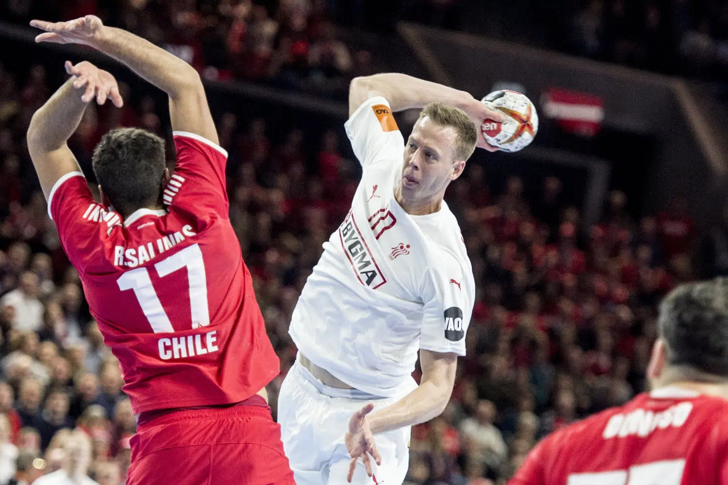 Nikolaj Markussen var med til at vinde håndboldherrernes første VM-guld i 2019. Her er han i aktion i åbningskampen mod Chile i Royal Arena i København. (Arkivfoto).