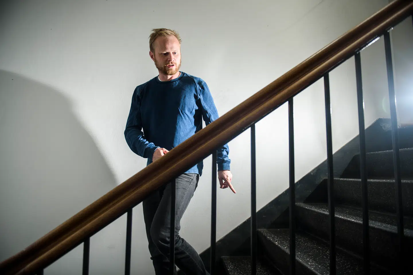 I alt fem kvinder har anmeldt Jonatan Spang for vold og overgreb, oplyser advokat.