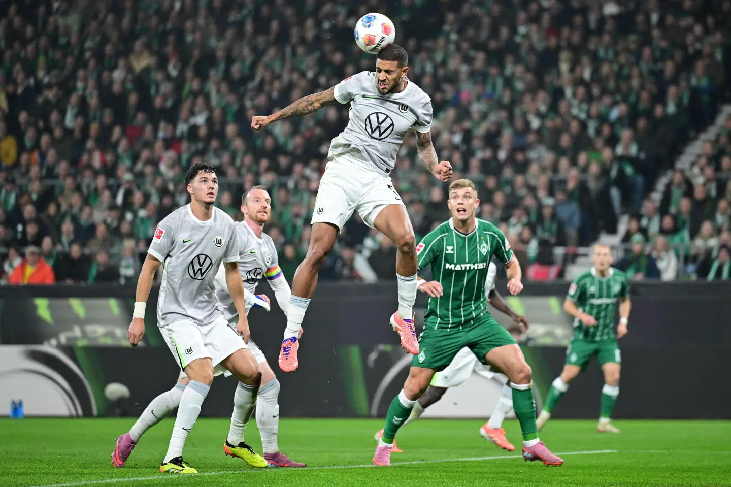 Werder Bremen leverede et stort comeback i slutfasen mod Wolfsburg.