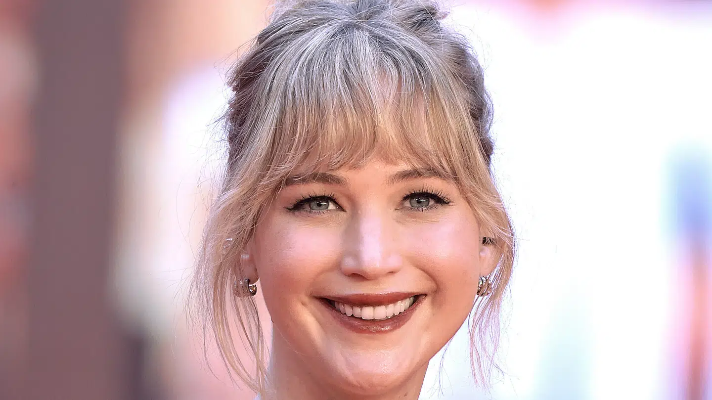 Hollywood-skuespilleren fortæller, hvordan hun i al hemmelighed deltager i diskussioner i kommentarfelter på TikTok. Særligt et emne, kan ifølge hende være ømtåleligt for mange brugere.