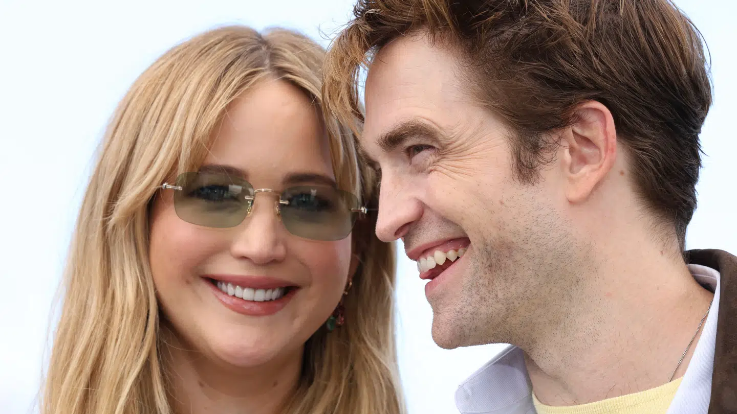 Jennifer Lawrence og Robert Pattinson er netop aktuelle i filmen 'Die My Love'.
