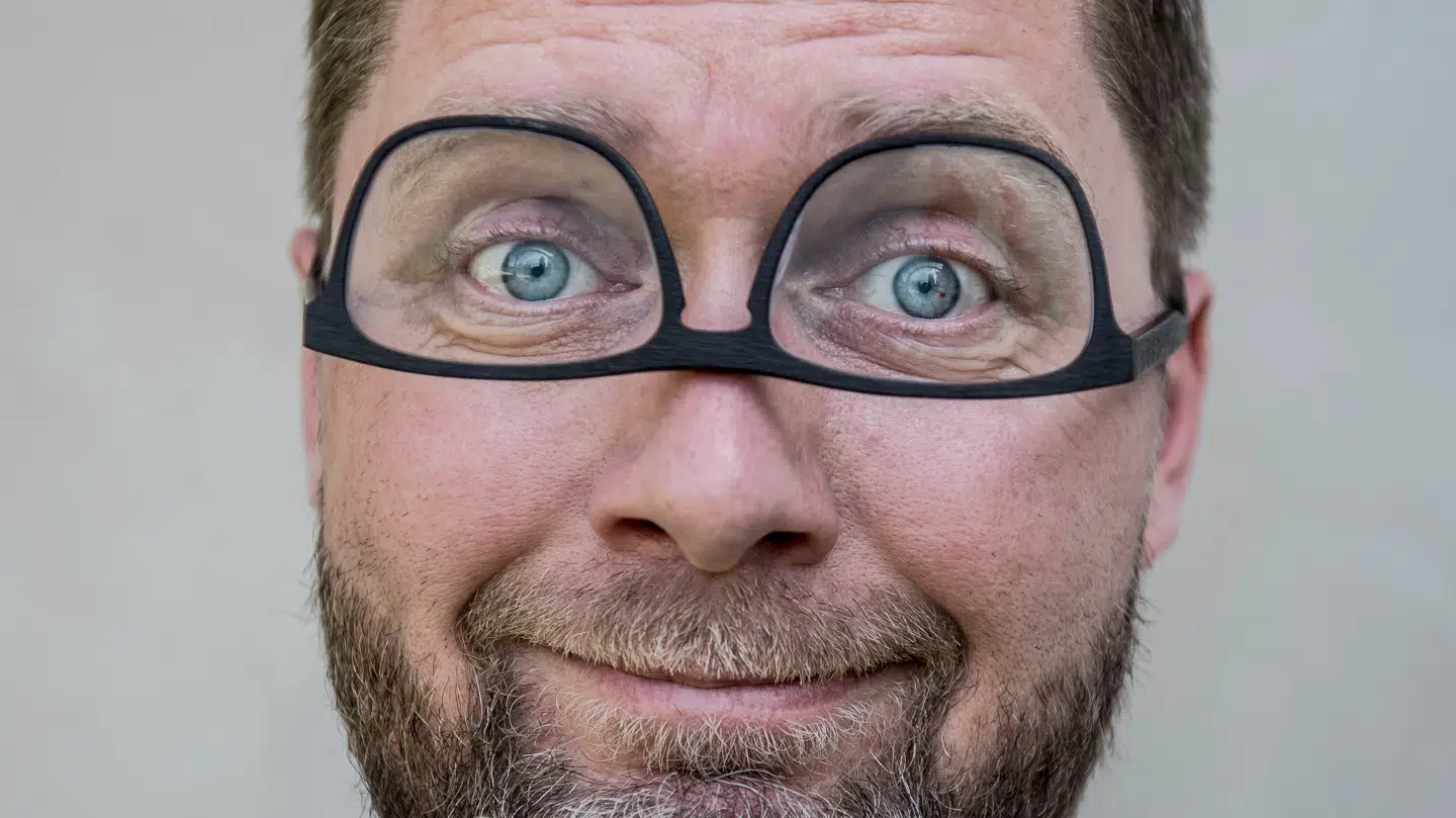 Standupkomikeren bliver kaldt Danmarks klogeste, men fredag aften var det ikke lige dét, der var i højsædet.