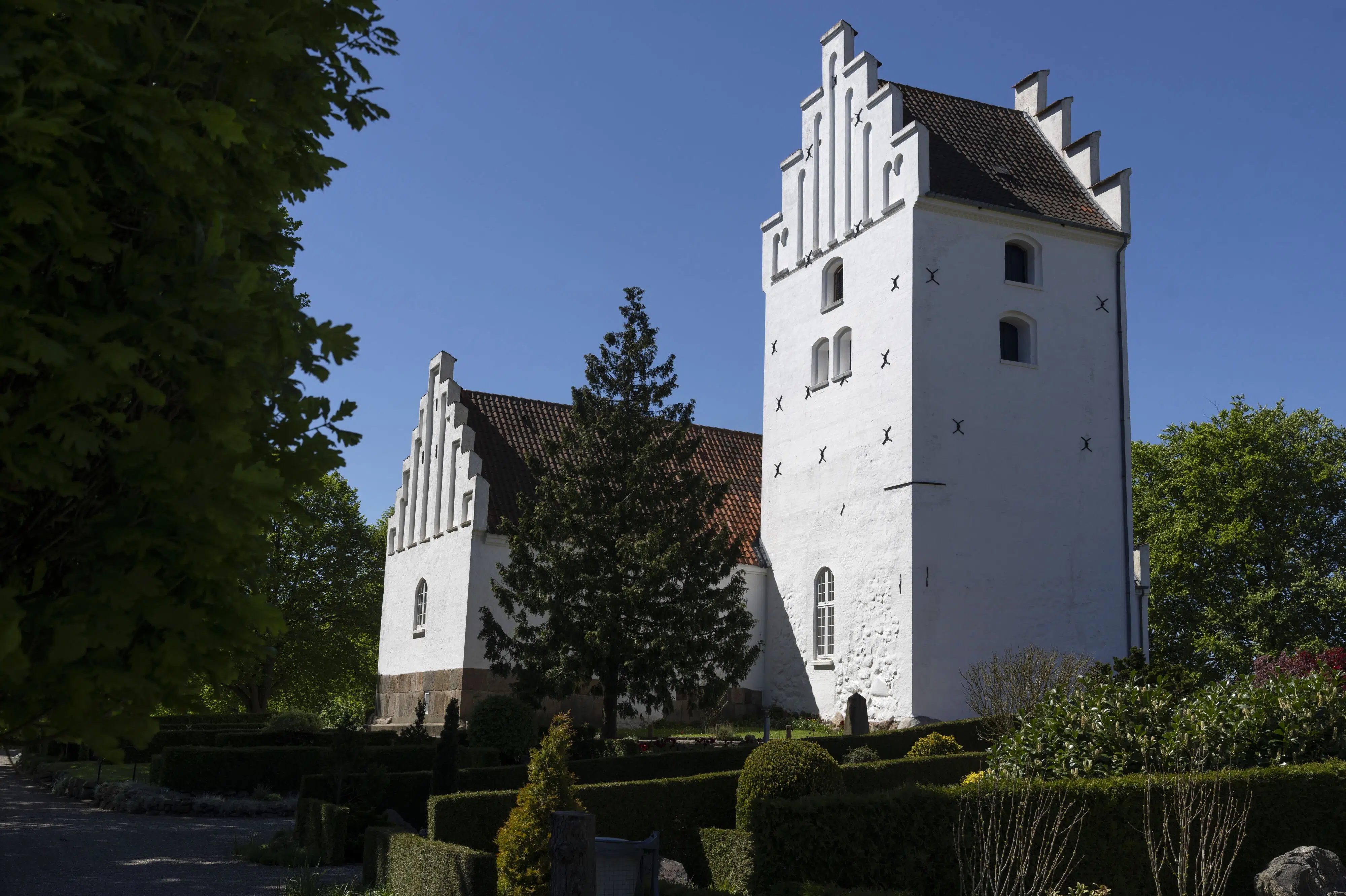 Folkekirken laver kriseplan for registrering af døde og nyfødte