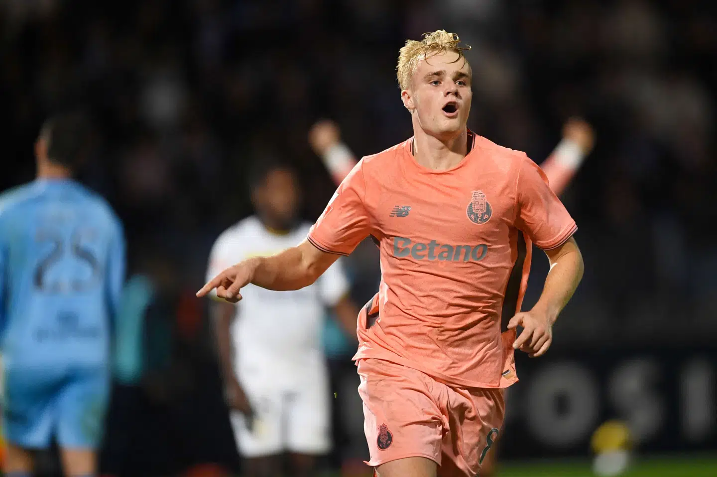 Victor Froholdt scorede sit andet sæsonmål for FC Porto i pligtsejren.