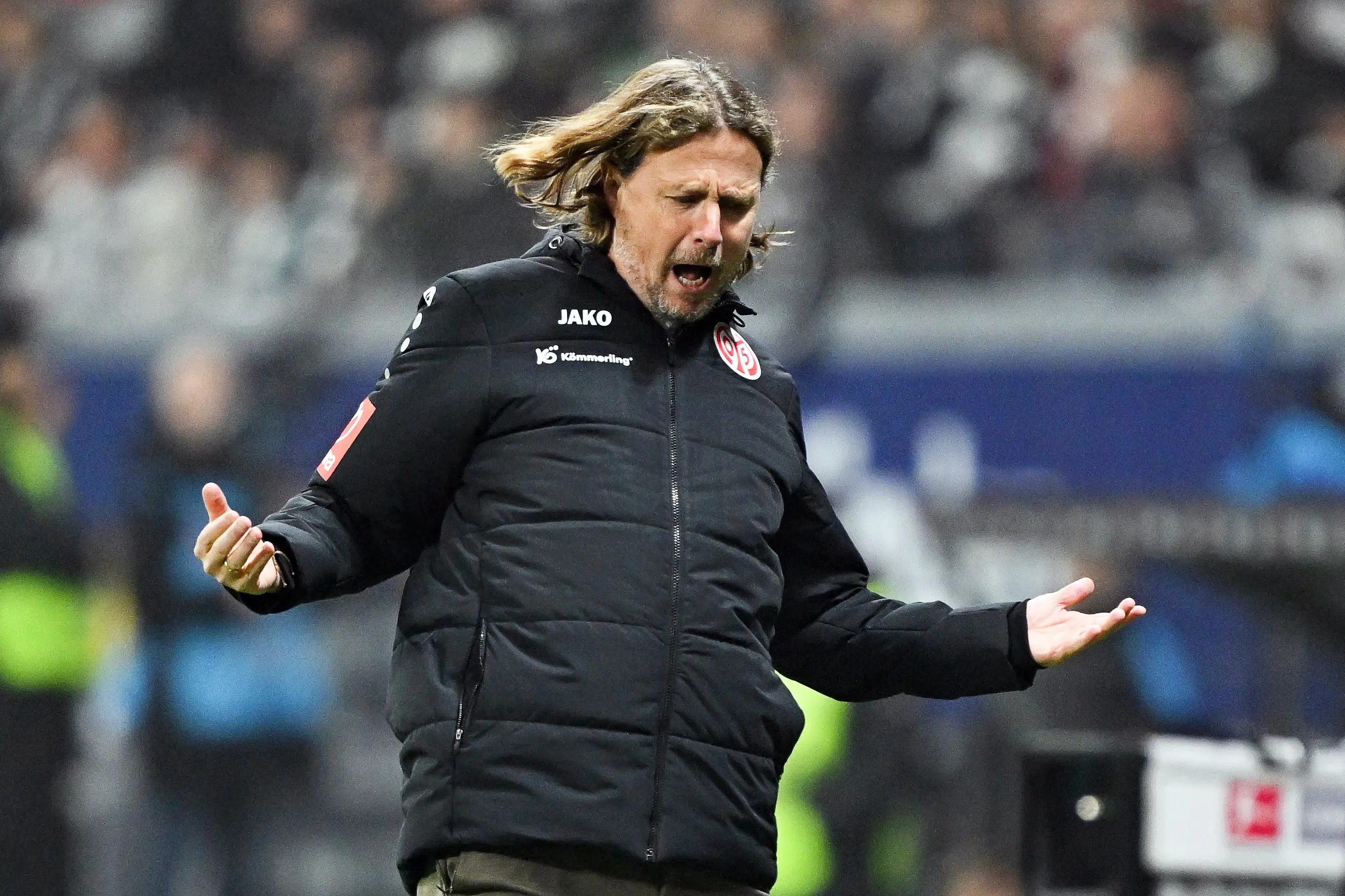 Bo Henriksens krise i Mainz eskaleres i Frankfurt