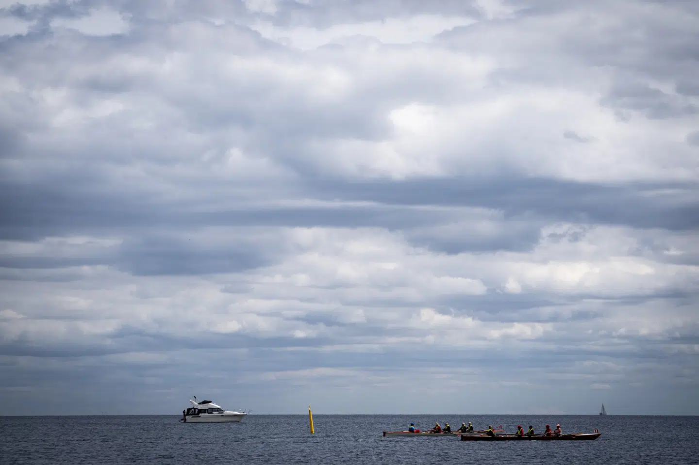 Ugen byder på mange skyer på himlen, og der vil også være risiko for byger de fleste dage, oplyser Martin Lindberg fra DMI.