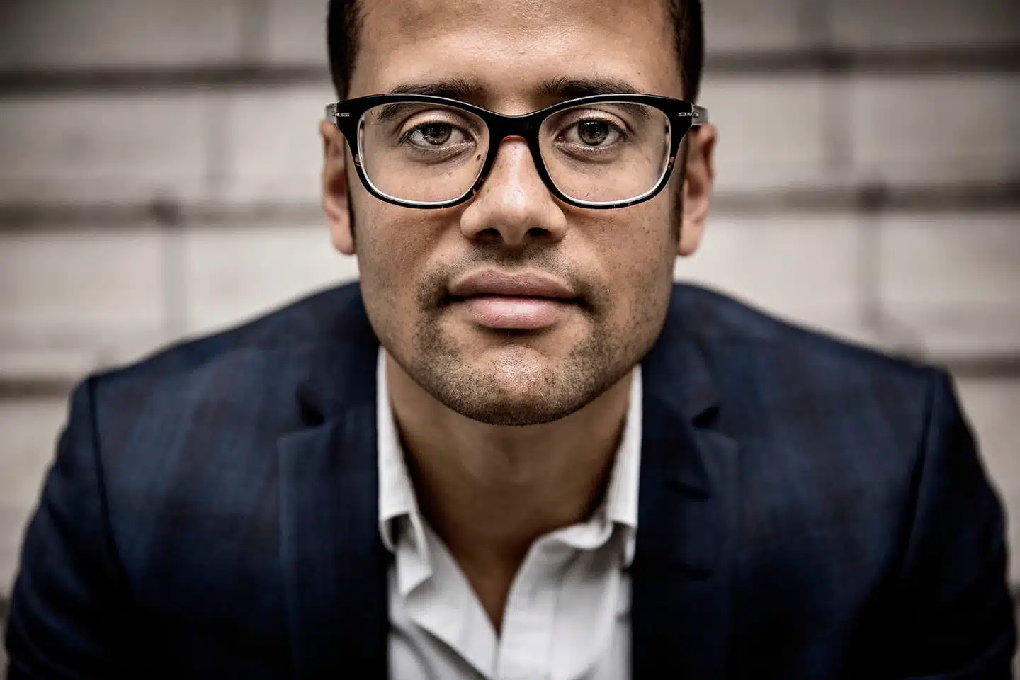 »Tidligere var man sig ekstremt bevidst om, at man skulle undgå at anvende metoder, som bare smagte af dem, man benyttede i totalitære styrer.« Det siger direktør for tænketanken Justitia Jacob Mchangama om en rapport, der advarer mod angreb på frihedsrettigheder i Danmark.