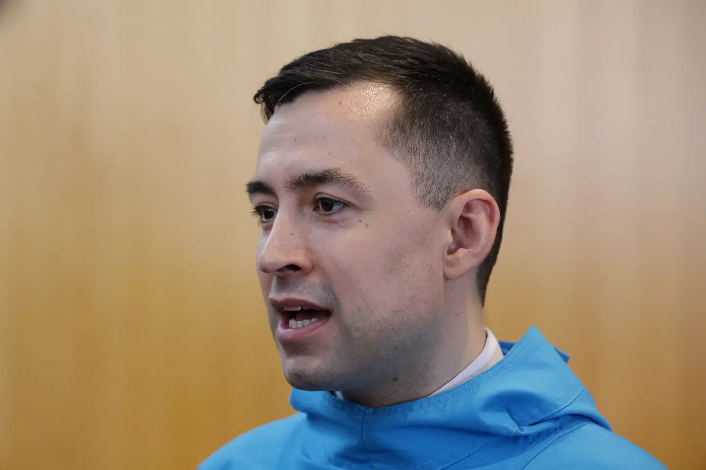 Minister for finanser Muté B. Egede (IA) har mandag præsenteret en ny finanslov for Grønland. Her er han fotograferet på et pressemøde tidligere i år. (Arkivfoto).