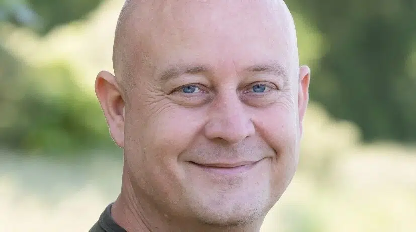 Kandidat ekskluderet en uge før valg