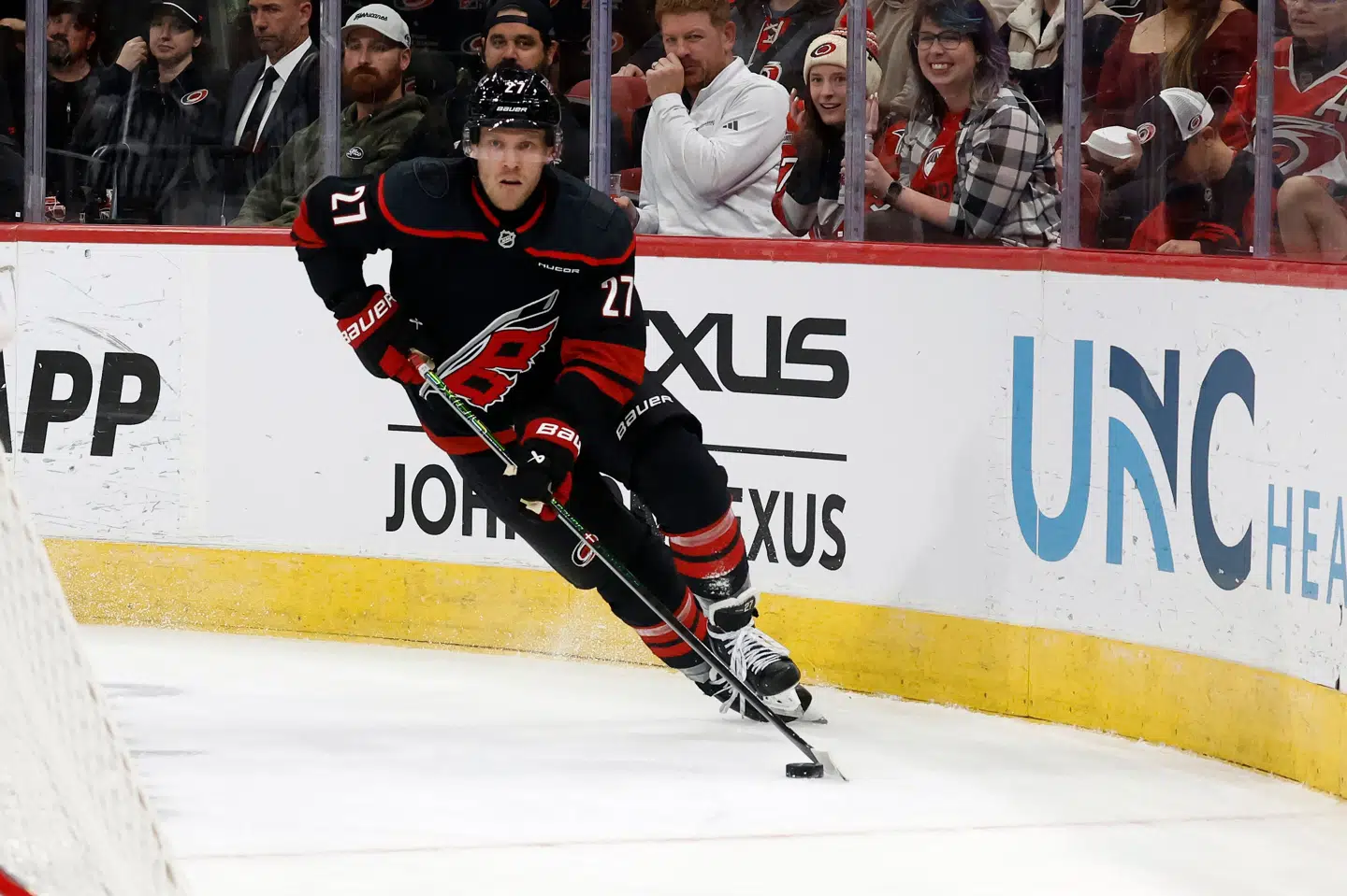 En enkelt scoring fra danske Nikolaj Ehlers var ikke tilstrækkeligt til at sikre Carolina Hurricanes sejr i NHL-kamp natten til onsdag. (Arkivfoto).