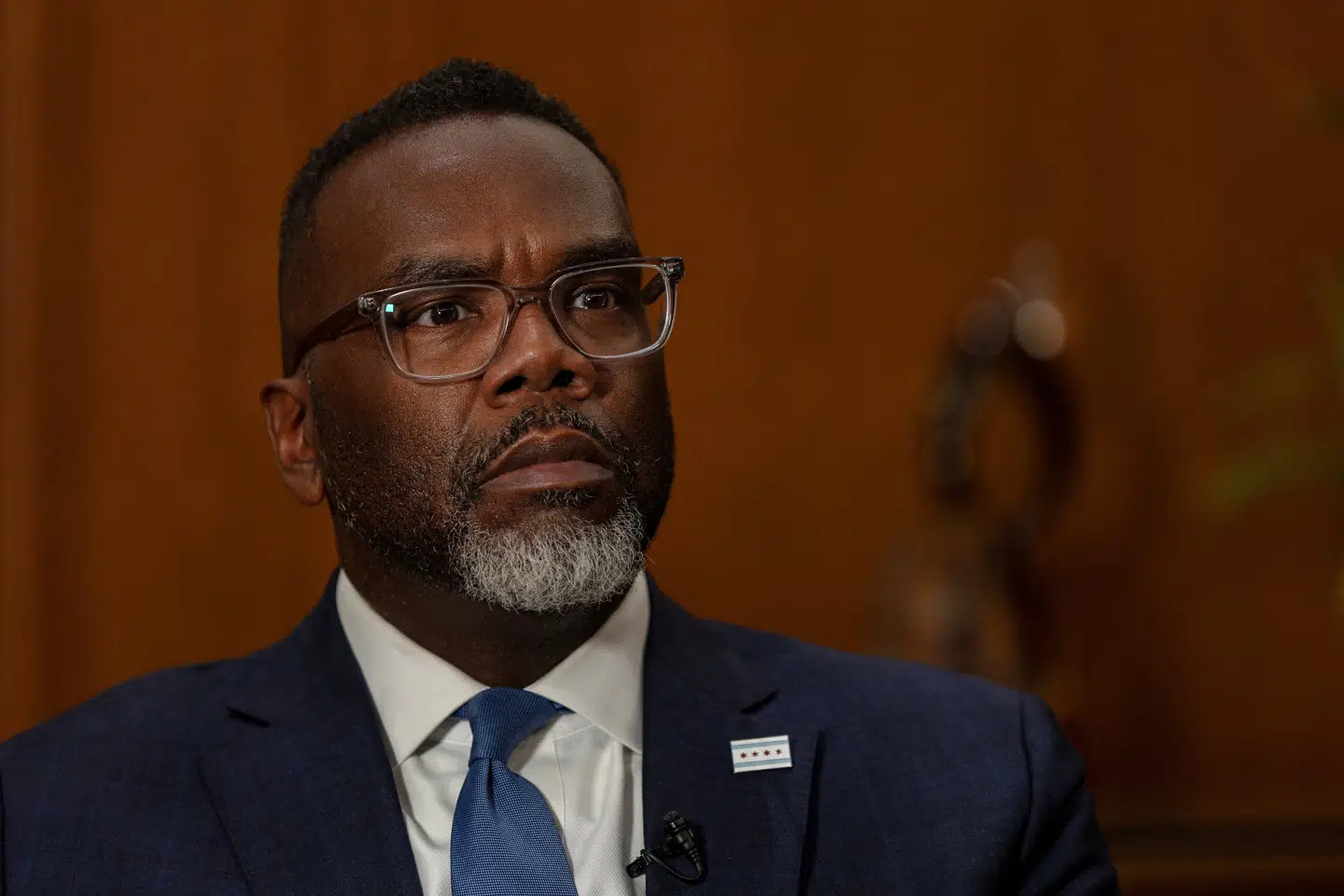 Brandon Johnson er borgmester i Chicago. Han er medlem af det demokratiske parti.