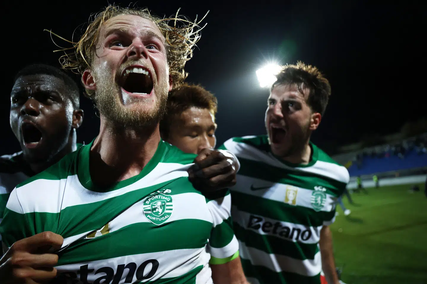 Morten Hjulmand blev den store helt for Sporting i weekenden. Lørdag skal han forsøge at blive Danmarks helt.