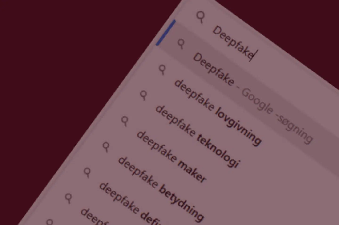 På Google viser 33 ud af 100 søgeresultater, som Digitalt Ansvar har foretaget, hjemmesider, der blandt andet indeholder manipulerede seksuelle videoer uden samtykke, når man søger på "deepfake porn".