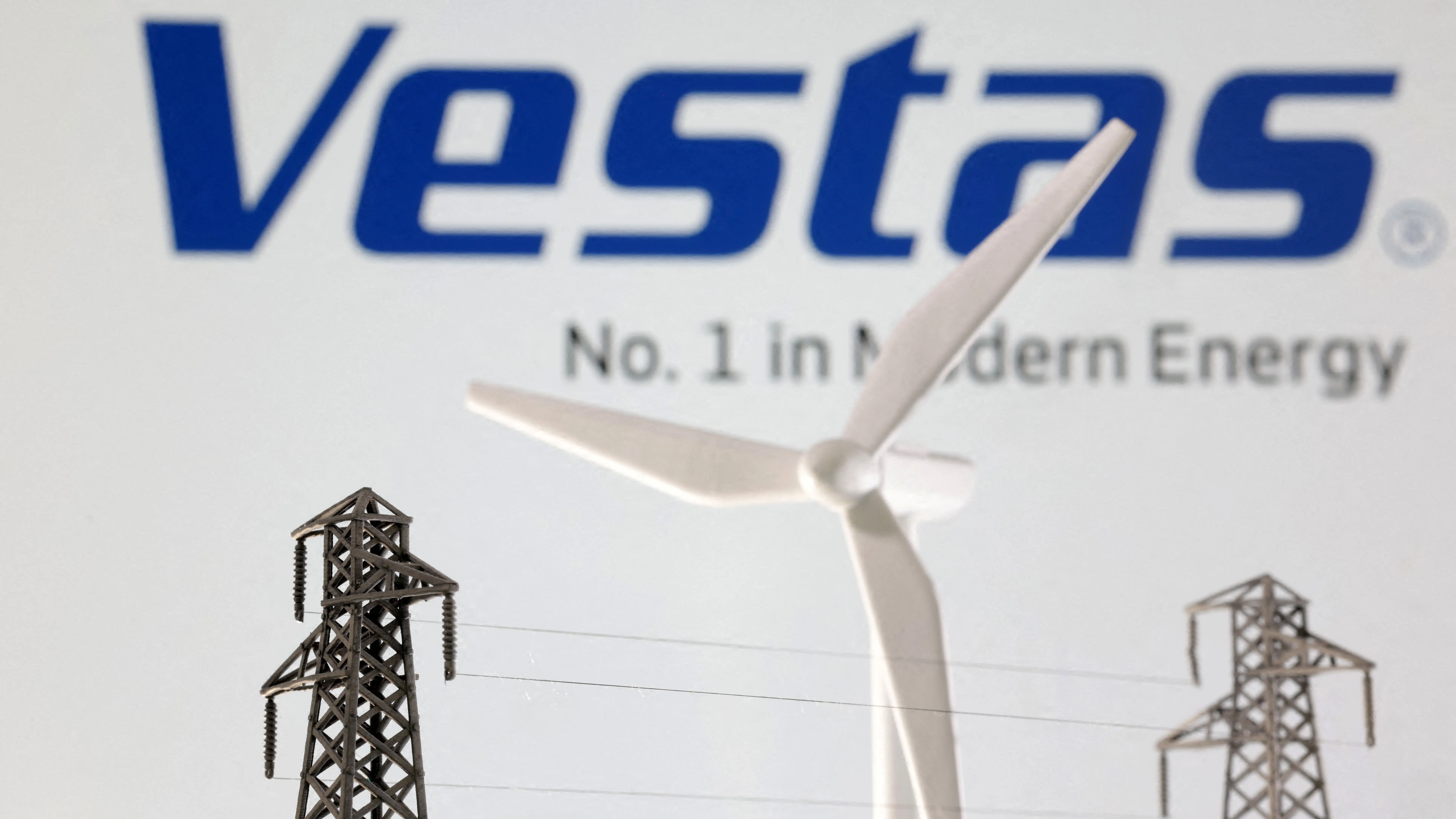 Lige nu: Vestas nedlægger 900 stillinger