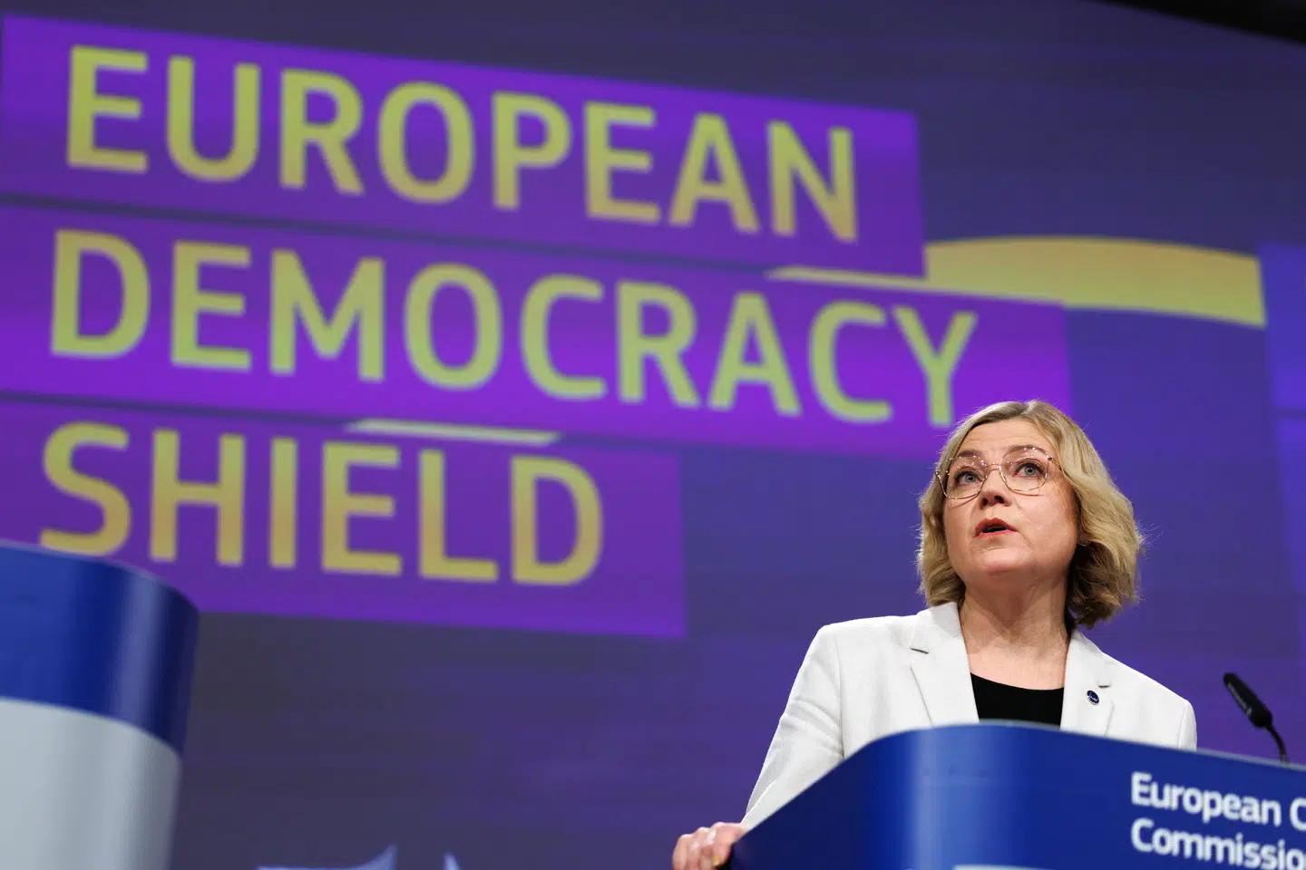 Henna Virkkunen er Margrethe Vestagers efterfølger, og hun har haft travlt siden hun overtog embedet, for det er stærke kræfter, hun og Europa er oppe imod.