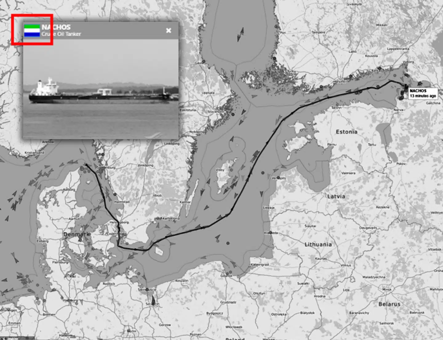 I dette tilfælde er det sanktionerede skib 'Nachos', som sejler under Gambias flag.