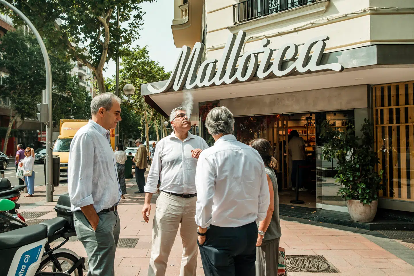 Madrid har haft økonomisk vokseværk siden midten af 1990erne, og lige så længe har den spanske hovedstad været »blå«. Visse steder, som her i det mondæne bolig- og forretningskvarter Salamanca, stemmer omkring 80 procent af de lokale på konservative Partido Popular.