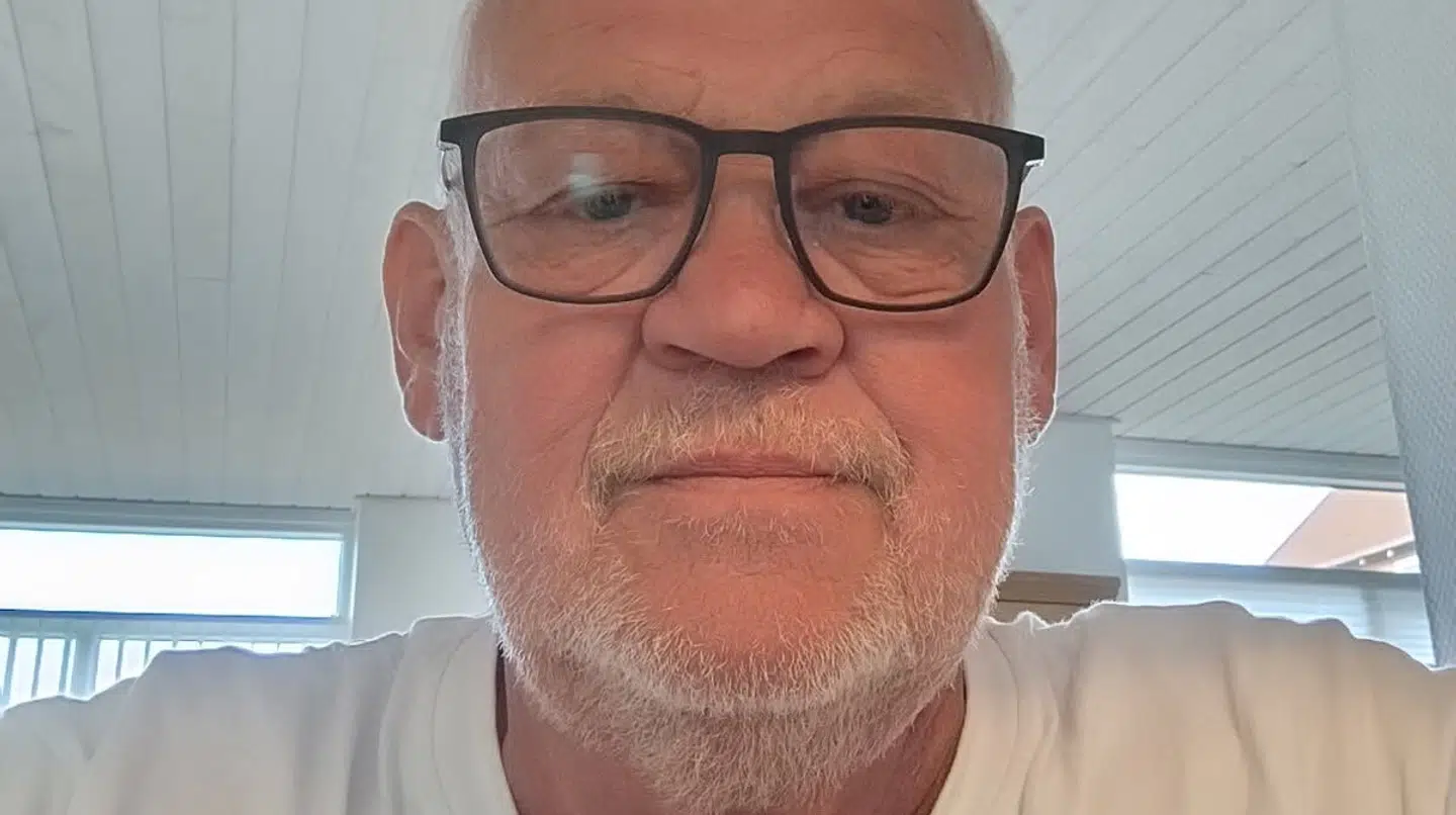 Carsten Nørgaard og hans kone, Tove, måtte betale 8.000 kroner for at få deres afdøde søn fragtet tilbage fra Rigshospitalet.